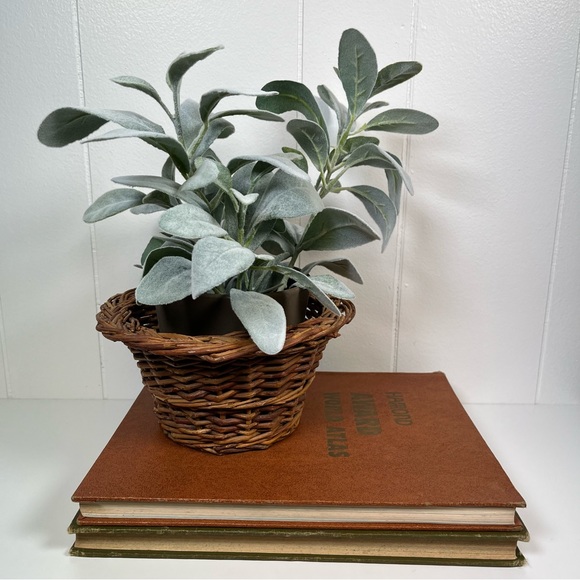 Vintage Antique Hardcover Decorative Book Stack Rustic Shabby Farmhouse Cottage - Picture 1 of 15